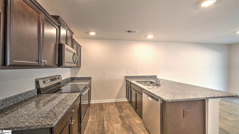 Property image 5 at 405 Oakmont Valley Trail, Seneca, SC 29678