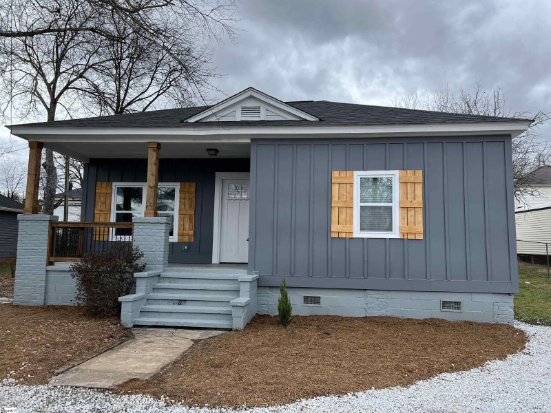 Property image 3 at 9 D Street, Greenville, SC 29611