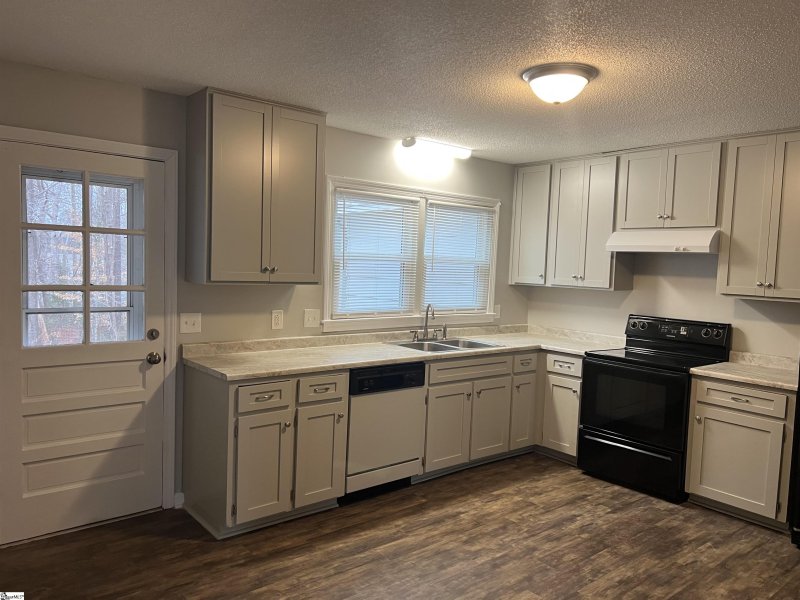 Property image 4 at 56 Pine Creek Court Extension, Greenville, SC 29605