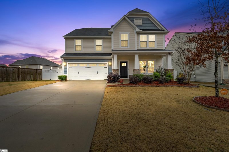 Property image 2 at 709 Tuckborough Street, Greer, SC 29651