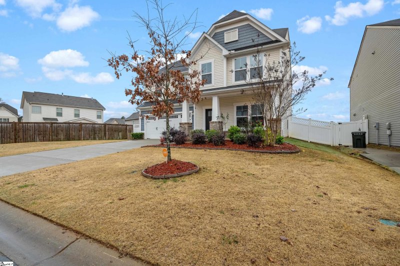 Property image 5 at 709 Tuckborough Street, Greer, SC 29651