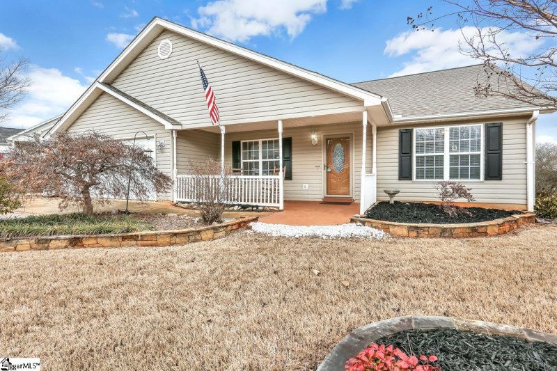 Property image 2 at 109 Kingfisher Drive, Simpsonville, SC 29680