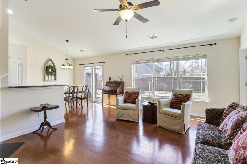 Property image 4 at 289 Applehill Way, Simpsonville, SC 29681