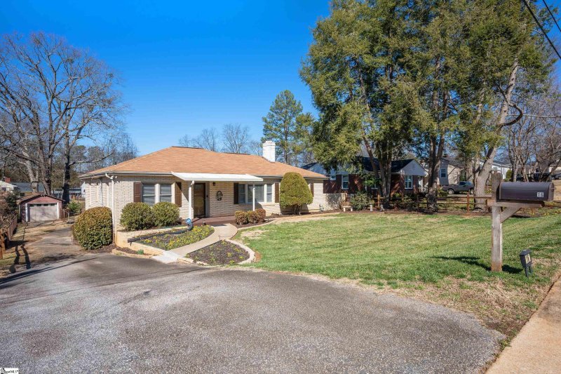 Property image 2 at 16 Friartuck Road, Greenville, SC 29607