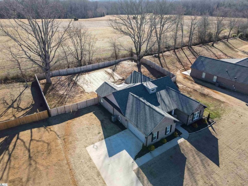 Property image 2 at 127 Floyd Meadow Drive, Inman, SC 29349