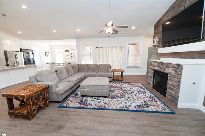 Property image 4 at 127 Floyd Meadow Drive, Inman, SC 29349