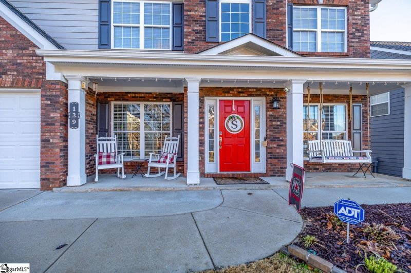 Property image 2 at 129 Carissa Court, Greer, SC 29650