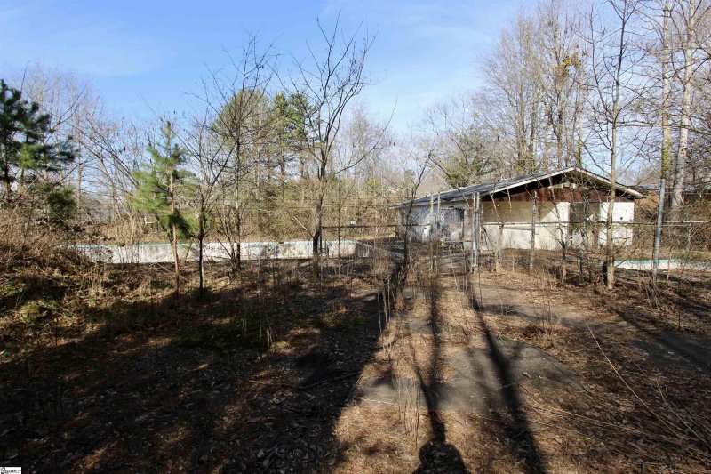 Property image 3 at 4 Basil Court, Greenville, SC 29611