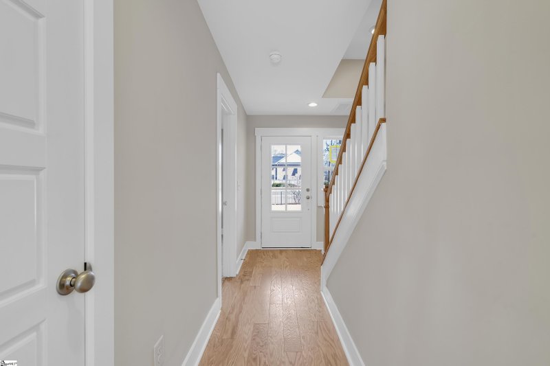 Property image 4 at 309 Pete Hollis Boulevard, Greenville, SC 29601