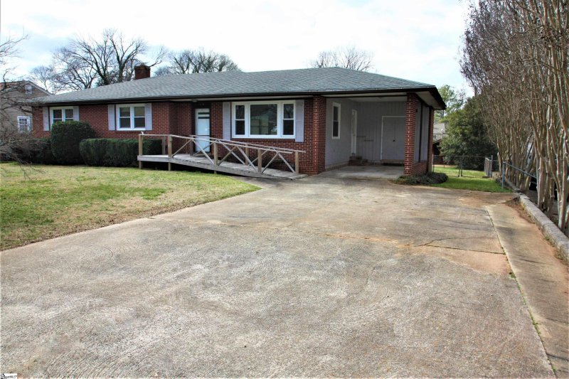 Property image 3 at 126 Hancock Avenue, Spartanburg, SC 29302