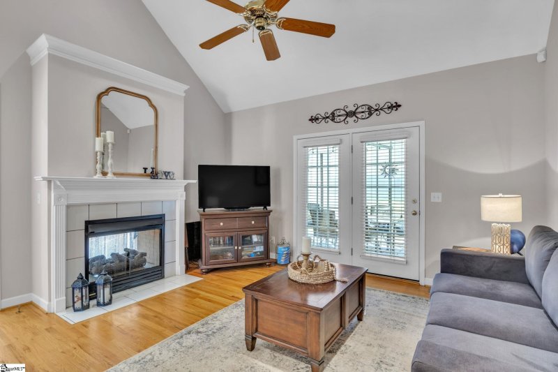 Property image 3 at 205 Dunrobin Lane, Simpsonville, SC 29681