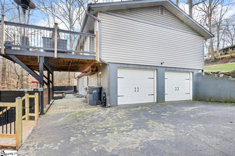 Property image 4 at 24 Riverview Drive, Greenville, SC 29611