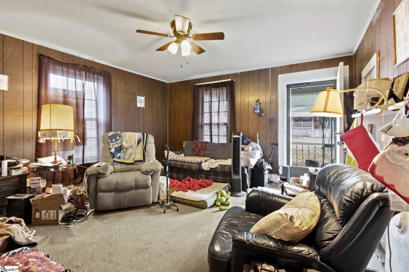 Property image 4 at 32 5th Avenue, Greenville, SC 29609