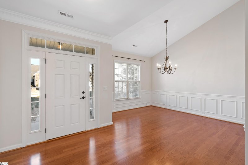 Property image 3 at 121 Wild Thorn Lane, Greenville, SC 29615