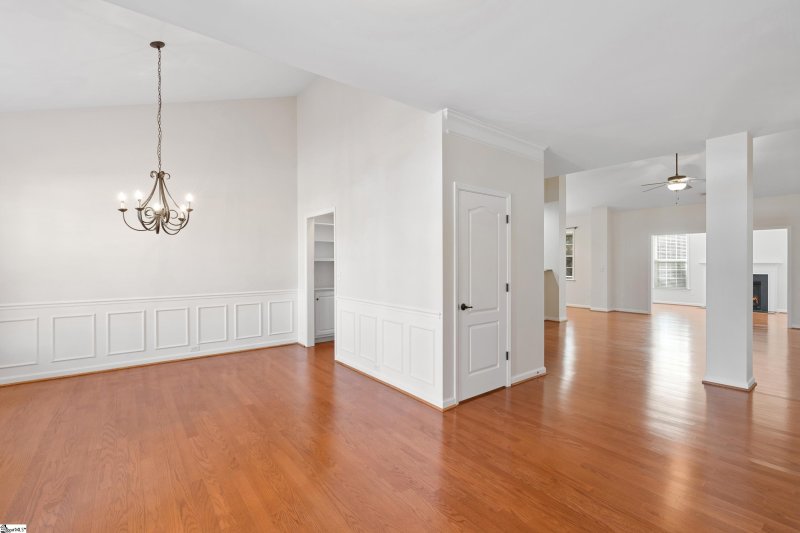 Property image 4 at 121 Wild Thorn Lane, Greenville, SC 29615