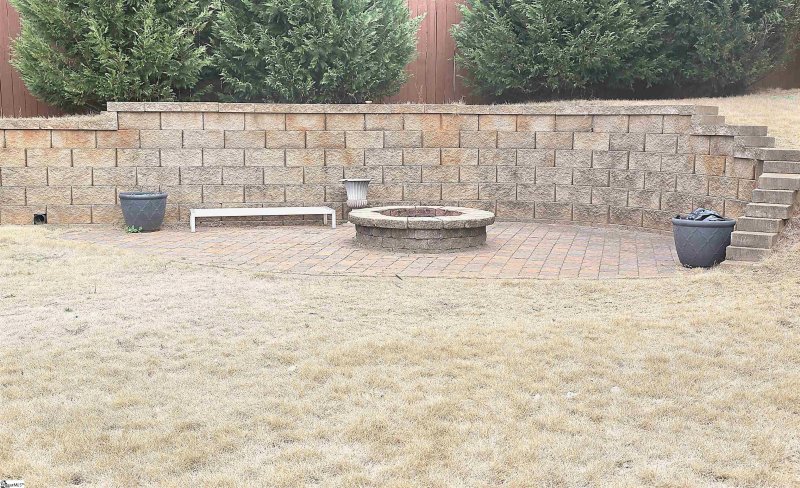 Property image 2 at 13 Cane Hill Drive, Piedmont, SC 29673