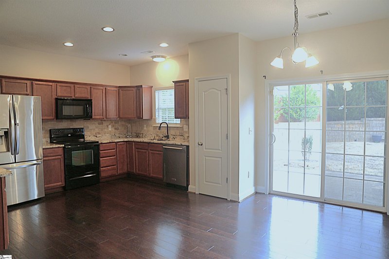 Property image 5 at 13 Cane Hill Drive, Piedmont, SC 29673