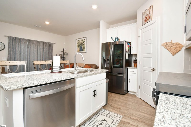 Property image 5 at 212 Telford Drive, Greenville, SC 29617