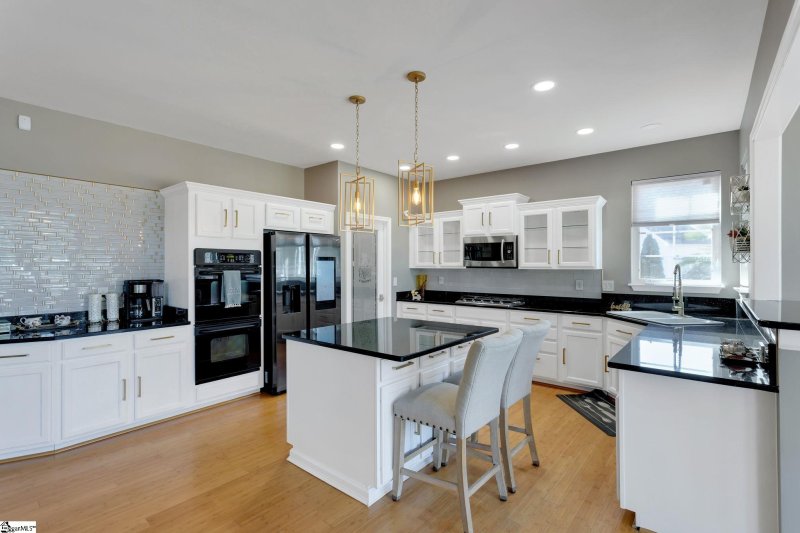 Property image 2 at 105 Carsons Pond Drive, Simpsonville, SC 29681