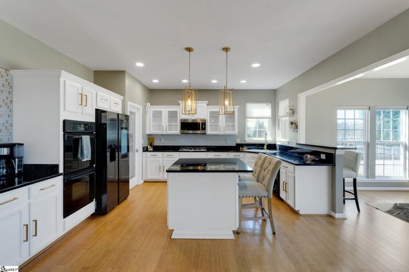 Property image 3 at 105 Carsons Pond Drive, Simpsonville, SC 29681
