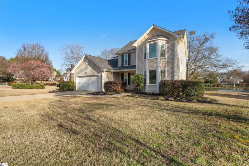 Property image 3 at 107 Spring Lake Loop, Simpsonville, SC 29681