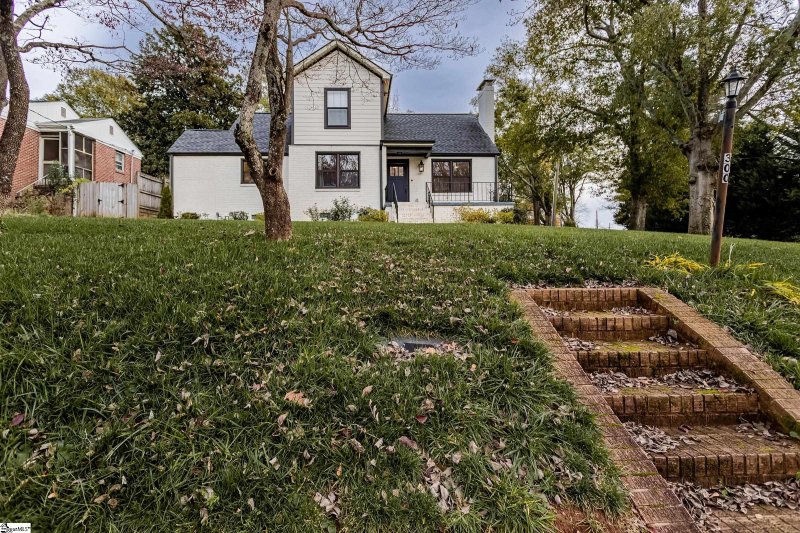 Property image 4 at 300 Ridgecrest Drive, Greenville, SC 29609