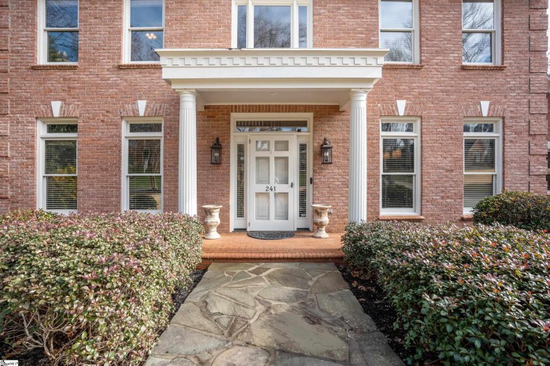 Property image 3 at 241 English Oak Road, Simpsonville, SC 29681