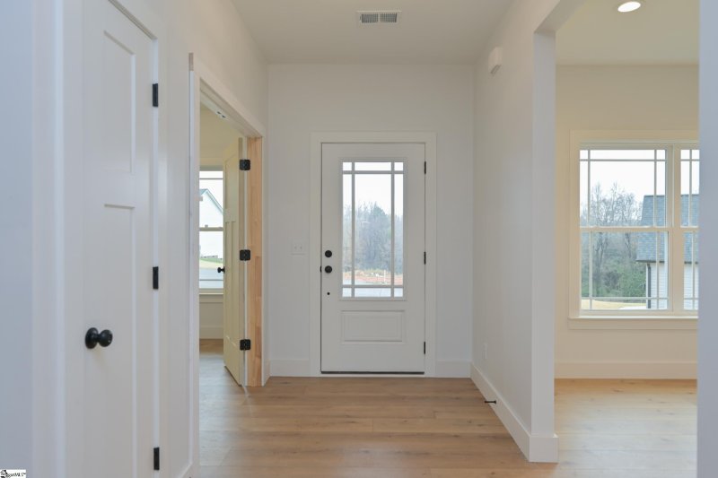 Property image 3 at 806 Rolling Valley Court, Greer, SC 29651