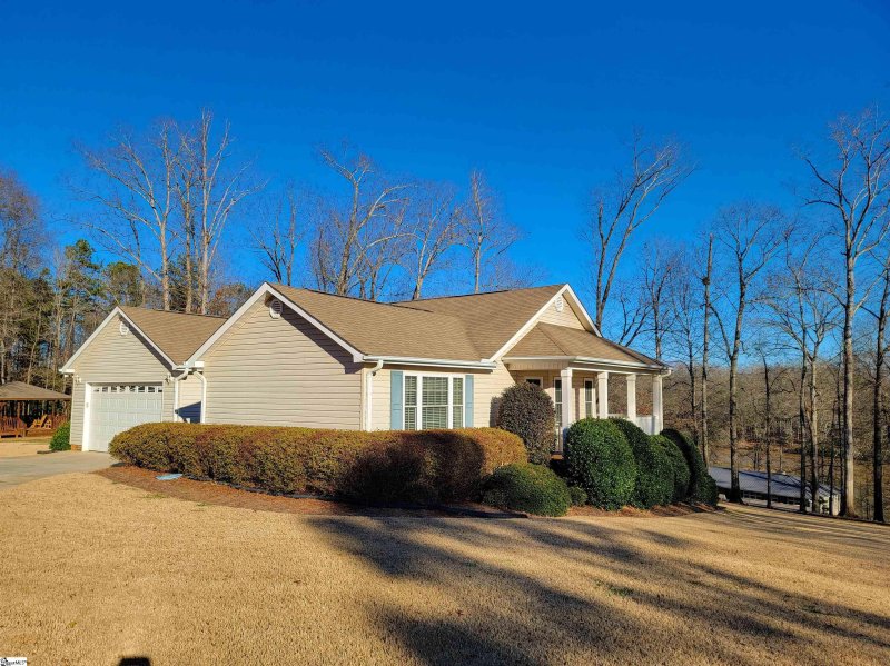 Property image 4 at 4 Hickory Street, Williamston, SC 29697