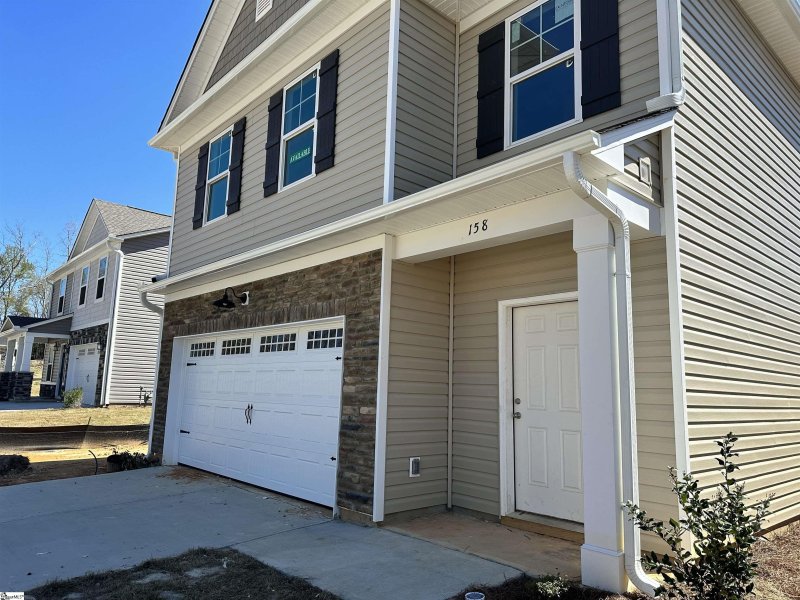 Property image 2 at 158 Bruinen Drive, Fountain Inn, SC 29644