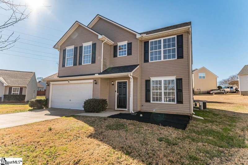 Property image 2 at 102 Tuckahoe Court, Greenville, SC 29607