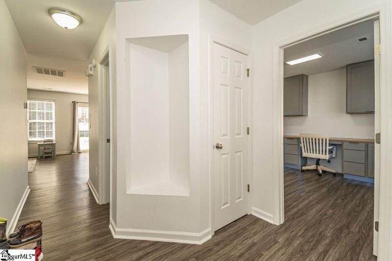 Property image 3 at 102 Tuckahoe Court, Greenville, SC 29607