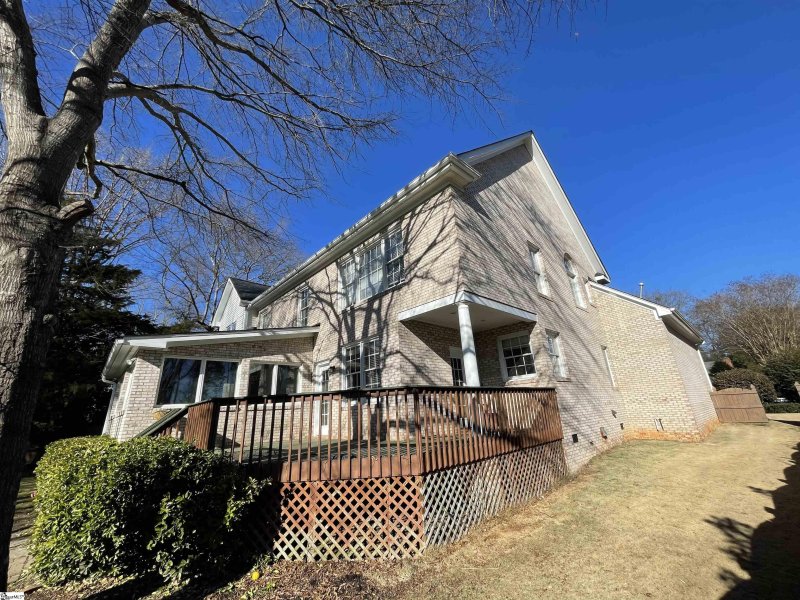 Property image 2 at 8 Stonemason Court, Simpsonville, SC 29681
