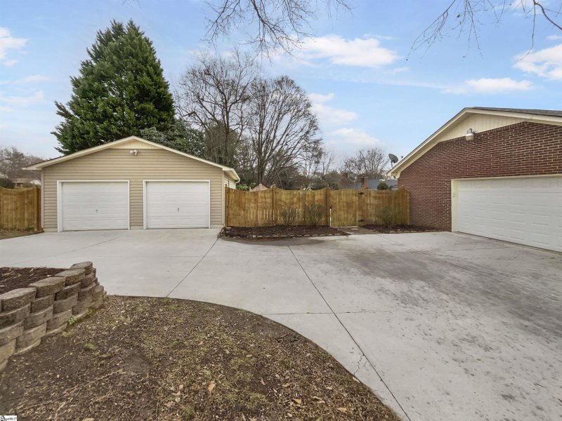 Property image 3 at 111 Wemberly Drive, Simpsonville, SC 29681