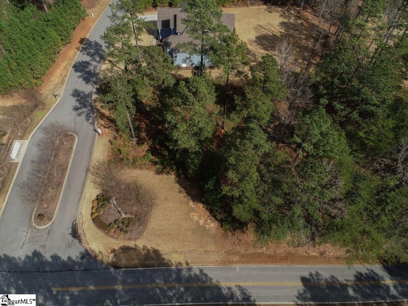 Property image 3 at 2 Signature Drive, Travelers Rest, SC 29690