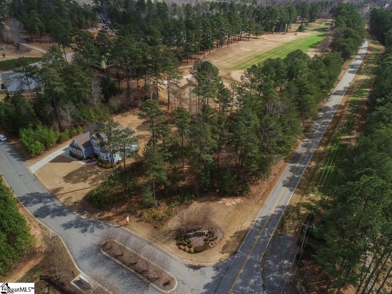 Property image 4 at 2 Signature Drive, Travelers Rest, SC 29690