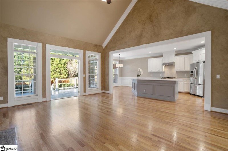 Property image 3 at 112 Birch River Road, Greenville, SC 29611