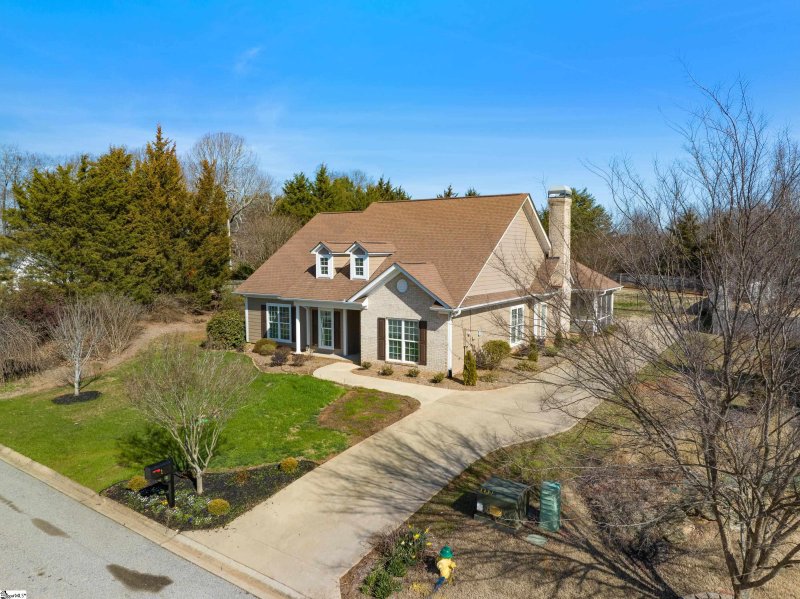 Property image 4 at 1 Laurel Grove Drive, Simpsonville, SC 29681