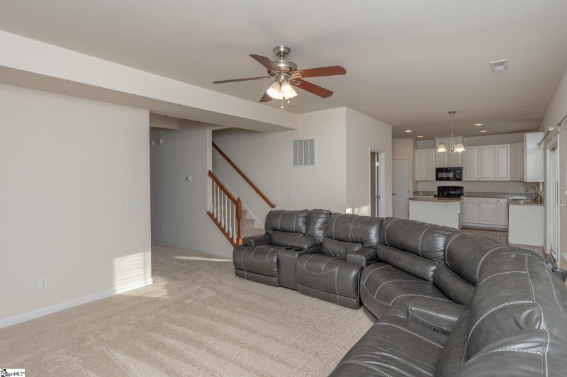 Property image 3 at 204 Shale Court, Greenville, SC 29607