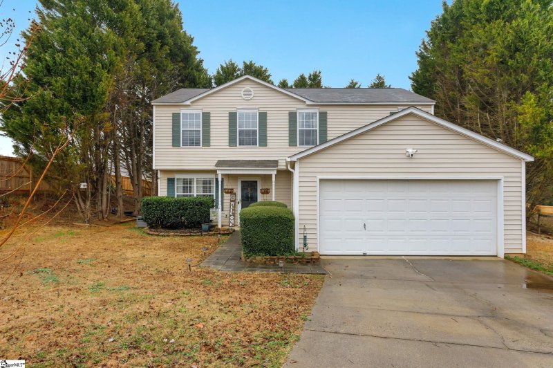 Property image 2 at 121 Hatters Court, Easley, SC 29642