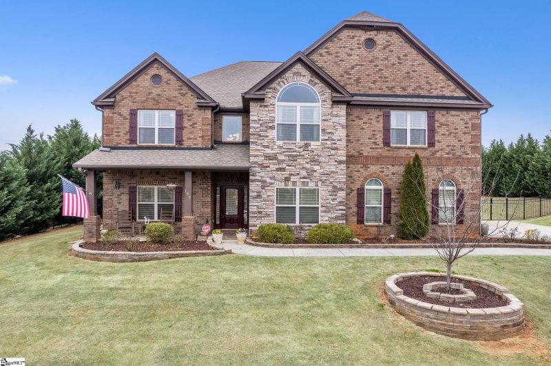 155 Harbrooke Circle