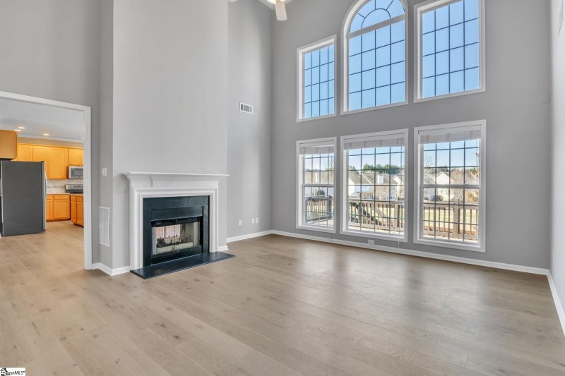 Property image 2 at 6 Creek Arbor Court, Greenville, SC 29607