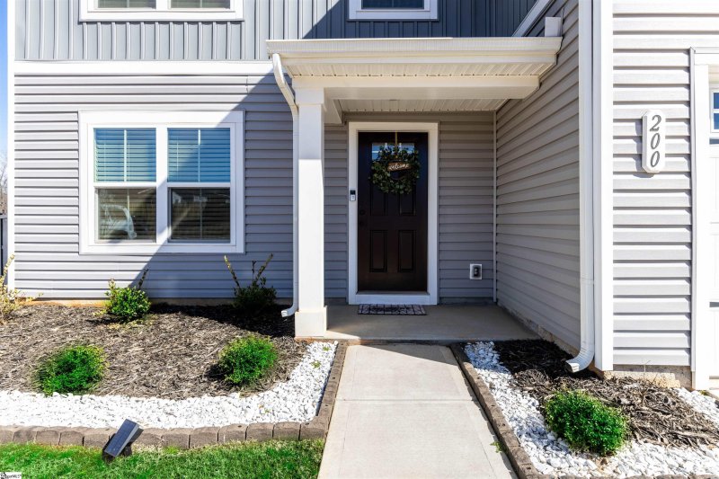 Property image 4 at 200 Birchcane Road, Greenville, SC 29605