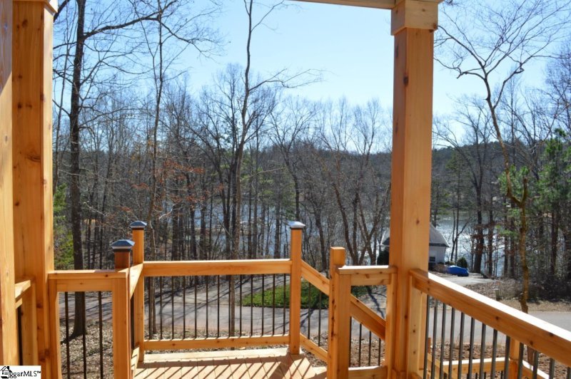 Property image 4 at 110 W Waters Edge Lane, West Union, SC 29696