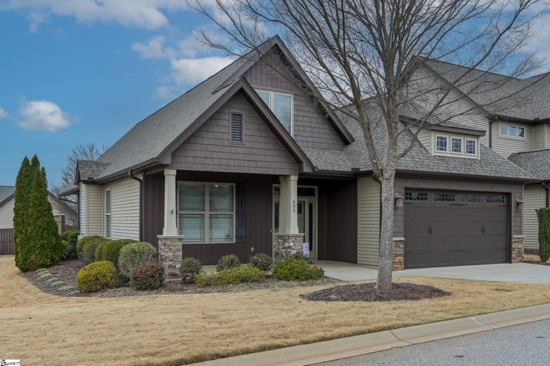 Property image 2 of 805 Shandwick Drive in Greystone Cottages, Greer, SC 29650