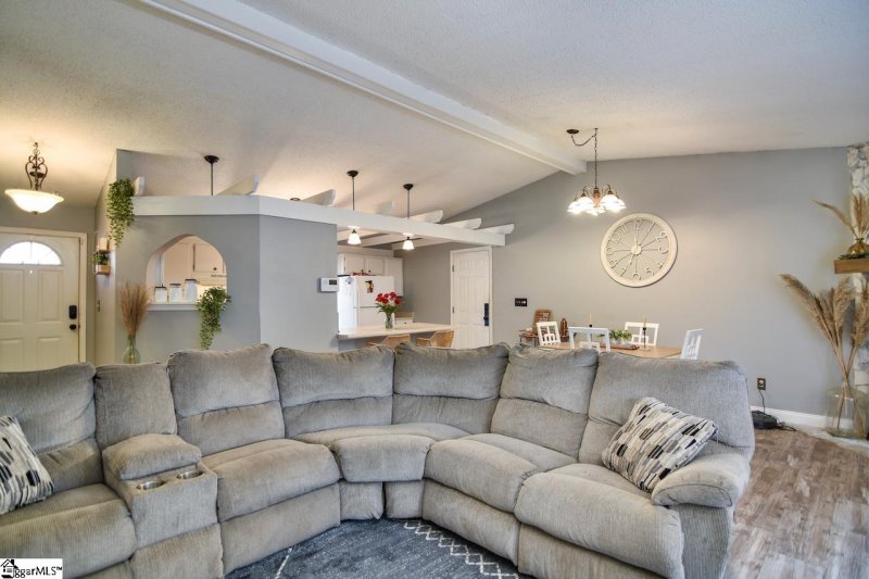 Property image 2 at 325 E. Celestial Drive, Greer, SC 29651