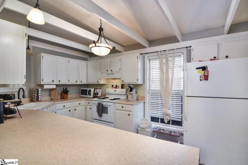 Property image 5 at 325 E. Celestial Drive, Greer, SC 29651