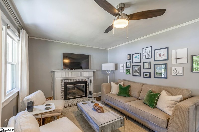 Property image 3 at 321 Ridgecrest Drive, Greenville, SC 29609