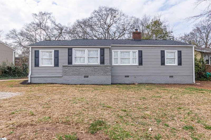 407 CROSBY Circle