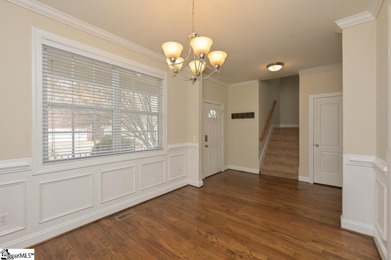 Property image 3 at 302 Glencrest Court, Greer, SC 29650